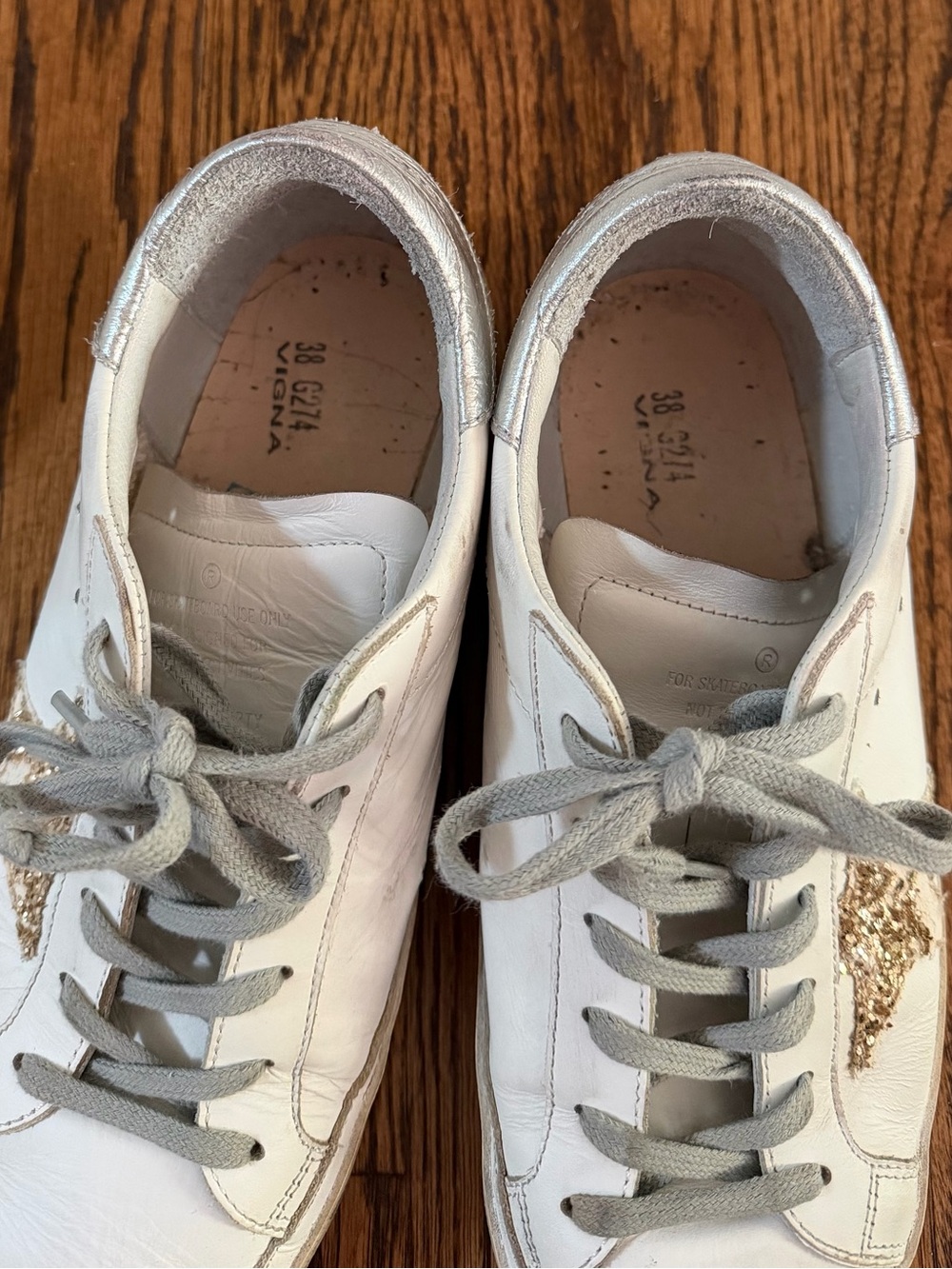 Golden Goose Super Star Sneaker with Gold Glitter Star Accent - 38 - Picture 6 of 7